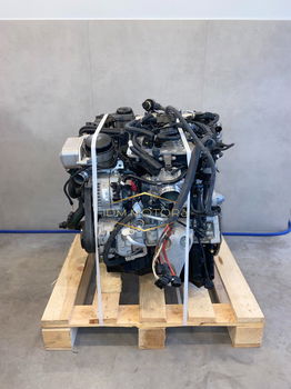 BMW 3 F30 F31 328i 180kW Motor N20B20A - 0