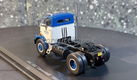 GMC C950Cannonball day cab 1:64 Neo 017 - 2 - Thumbnail