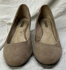 La strada pumps Beige bruin, daim leder, maat 39