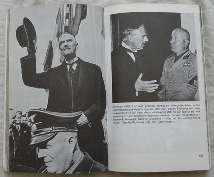 Geschiedenis vd Tweede Wereldoorlog in Foto's & Documenten, HA Jacobsen & H Dollinger, Profit, 1964. - 4