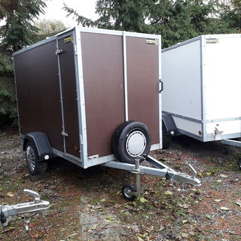 gesloten aanhangwagen - 0