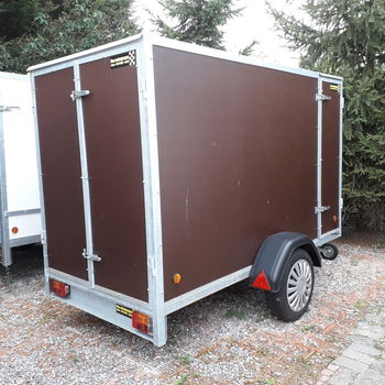 gesloten aanhangwagen - 1