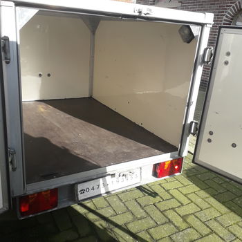 gesloten aanhangwagen marco - 1