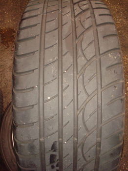 17 Inch Originele Cosmo velgen en banden steek 5x110 - 6