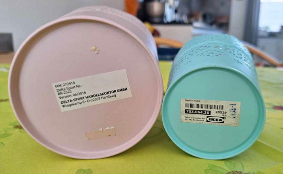 Te koop 12 metalen bloempotten van Ikea (type: Skurar). - 6