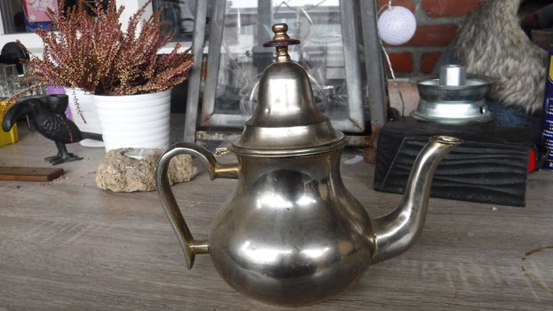 Handgeslagen vintage Afrikaanse theepot W - 2