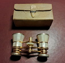 Oud toneel kijkertje in etui/doosje