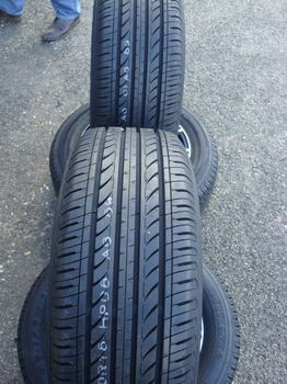 15 Inch Enzo Velgen en Banden Steek 5x112 - 5