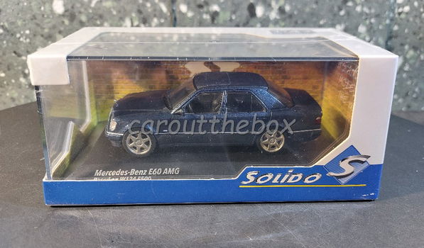 Mercedes-Benz E60 AMG metalliek blauw 1:43 Solido Sol123 - 3