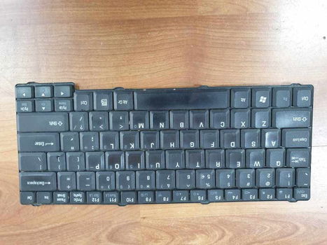 Toetsenbord Toshiba L10 L15 L25 L30 L35 L2 MP-03263U4-920 - 0
