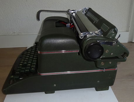 Halda Zweedse typemachine - 2