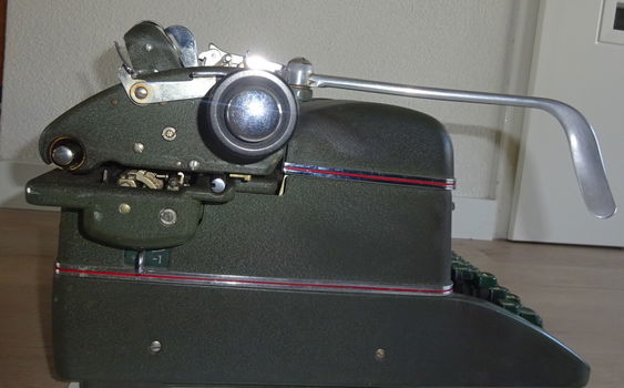 Halda Zweedse typemachine - 3