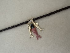 Chocolade bruine koord ketting met visjes bedels ibiza boho