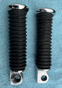 Voetsteun rubber/chroom (ruilen met volledige rubbere voetsteunen is ook mogelijk) - 3
