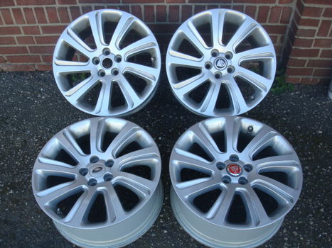 18 Originele Landrover Range Rover Evoque Jaguar XJ XF Volvo Ford 5x108 - 3