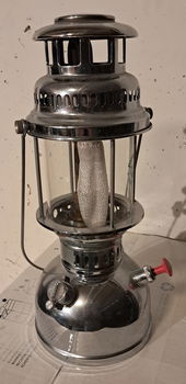 Butterfly petroleum kerosine druklamp. - 1