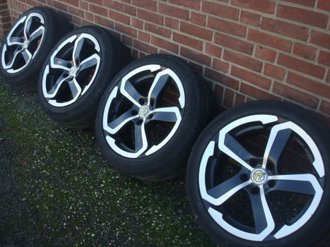 17 Inch VW Dotz Hanzo Velgen Hifly Michelin 5x112 - 1
