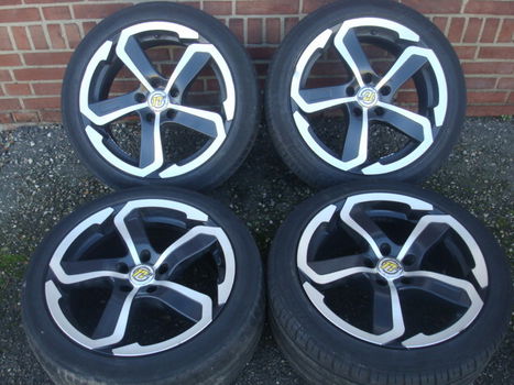 17 Inch VW Dotz Hanzo Velgen Hifly Michelin 5x112 - 5