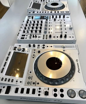 Verkoop Nieu Pioneer DJ SET 2x Pioneer Cdj-2000Nxs2W + 1x Djm-900Nxs2W + Hdj-2000 Mk2 - 3