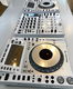 Verkoop Nieu Pioneer DJ SET 2x Pioneer Cdj-2000Nxs2W + 1x Djm-900Nxs2W + Hdj-2000 Mk2 - 3 - Thumbnail