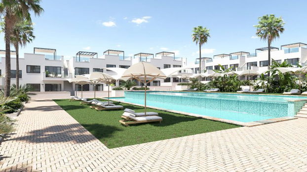 Uw eigen praktische nieuwe Appartement in TORREVIEJA bij zee en met - 1
