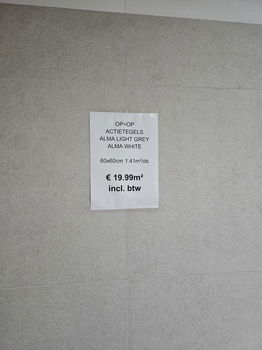 Goedkope eerste keus tegels in Breda en Lier. Grote tegels voor €19,99 p/m². Elke zondag open. - 2