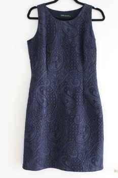 Jurkje met mooi design zonder mouw - maat 38 - 4