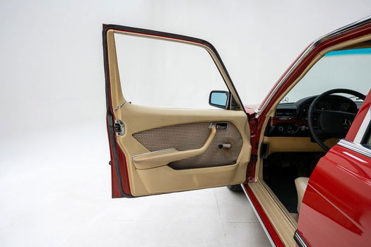 Mercedes-Benz 280 SE '77 CH7459 - 3