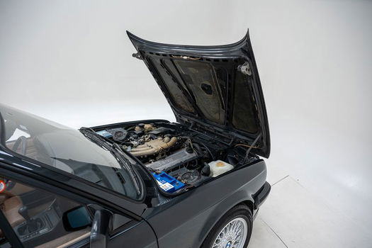 BMW 320i '90 CH8834 - 5