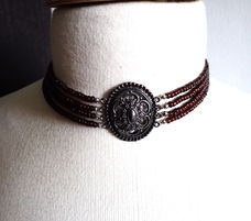 Mooie choker voor de (slanke) hals