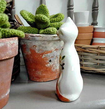 Porseleinen beeldje - poesje - katje - poes - kat - bloemen - 3