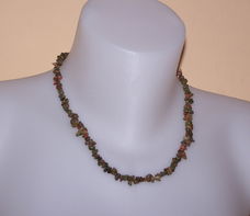 Unakiet split collier