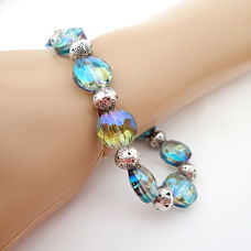 Armband van fonkelende kralen