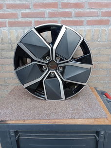 Velg 18 Inch met lichte schade