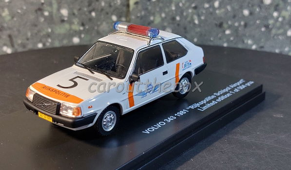 Volvo 343 1981 RIJKSPOLITIE SCHIPHOL AIRPORT 1:43 Triple9 TR038 - 1