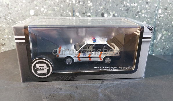 Volvo 440 1990 RIJKSPOLITIE 1:43 Triple9 TR041 - 3