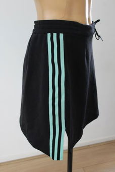 Adidas sweatrok - maat 42