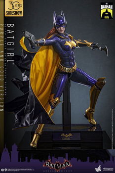 Hot Toys VGM65 Batman Arkham Knight Batgirl Purple and Gold version - 3