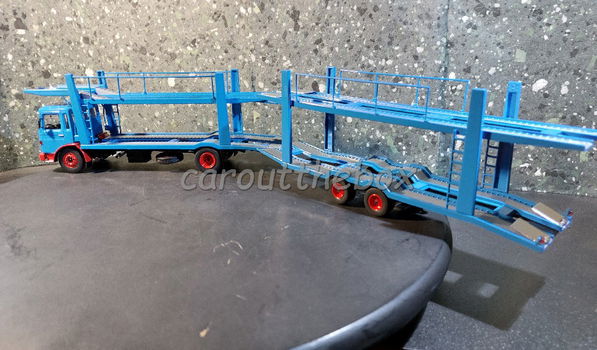 MAN auto transporter blauw 1:43 Ixo V1042 - 2
