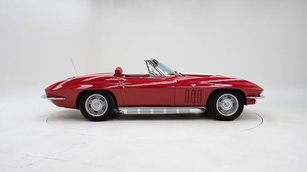 Corvette C2 Stingray '65 CH06049 - 2