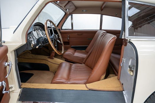 Aston Martin DB2 MKIII '59 CH1642 - 3