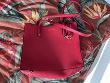 Tas