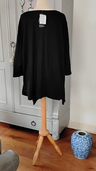 Shirt en cardigan in 1 - maat 56/58 - Sara Lindholm - nieuw - 3