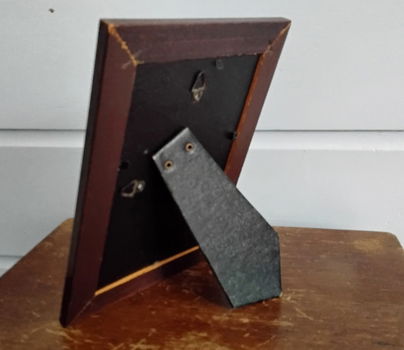 Houten fotolijstje met zilverkleurig binnenrandje - 4