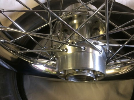 Harley twincam, set velgen met ronde rim, 19mm of 25mm wielas (deluxe) 16