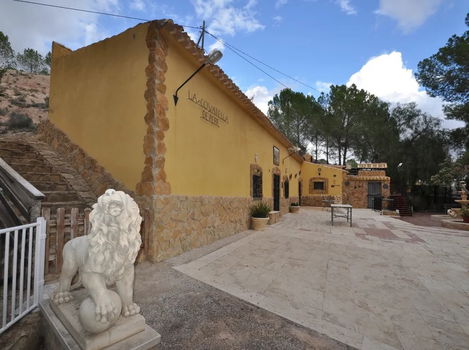 Spanje, Pinoso, Alicante : Ecologisch en duurzaam wonen in deze prachtige grotwoning van 128 m² - 0