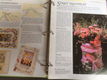 Creatief thuis, ( 2 mappen van allerlei decoratief info) 9,95 euro +32495577180 - 2 - Thumbnail