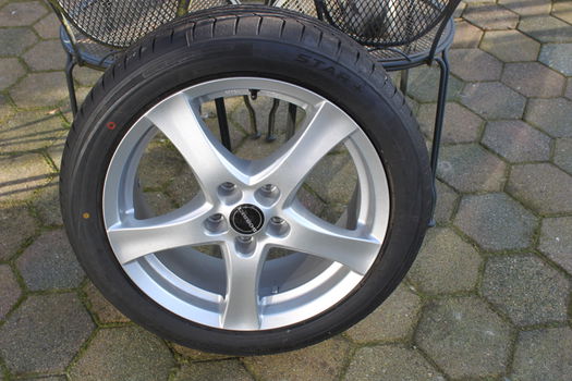 set winterbanden plus reserve banden incl velgen - 4