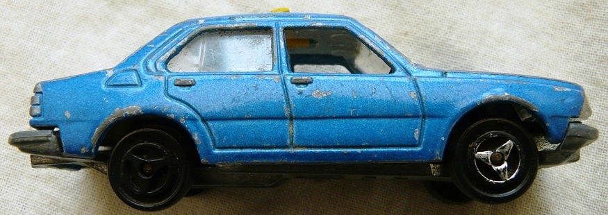 Modelauto, Majorette, Schaal 1:60, No.266 - Renault 18 - Blue, 1983-1985.(Nr.1) - 3