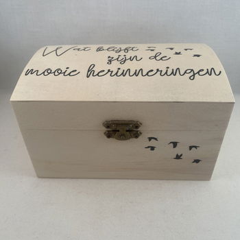 tekstbord / houten doosje om te rouwen/herinneren adv 2 - 0